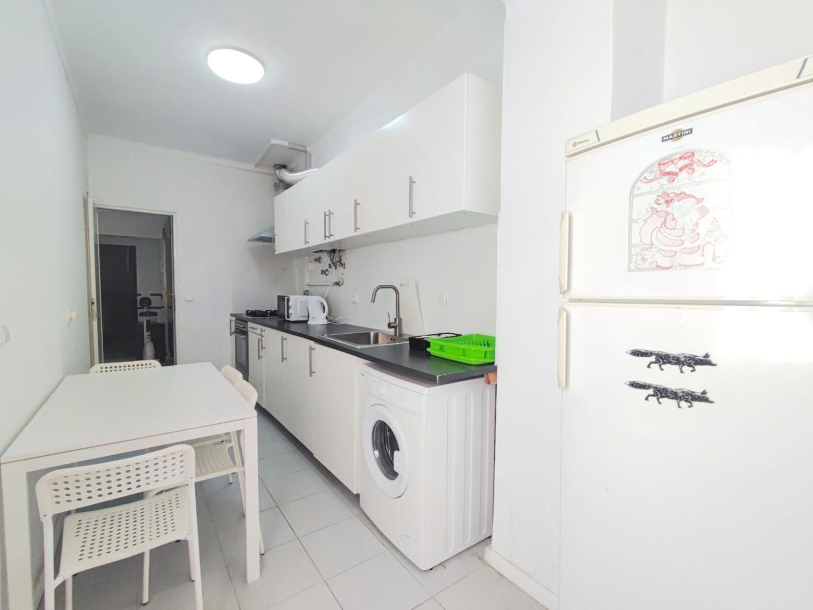 Laxuries Room For Rent Odivelas  Exterior photo